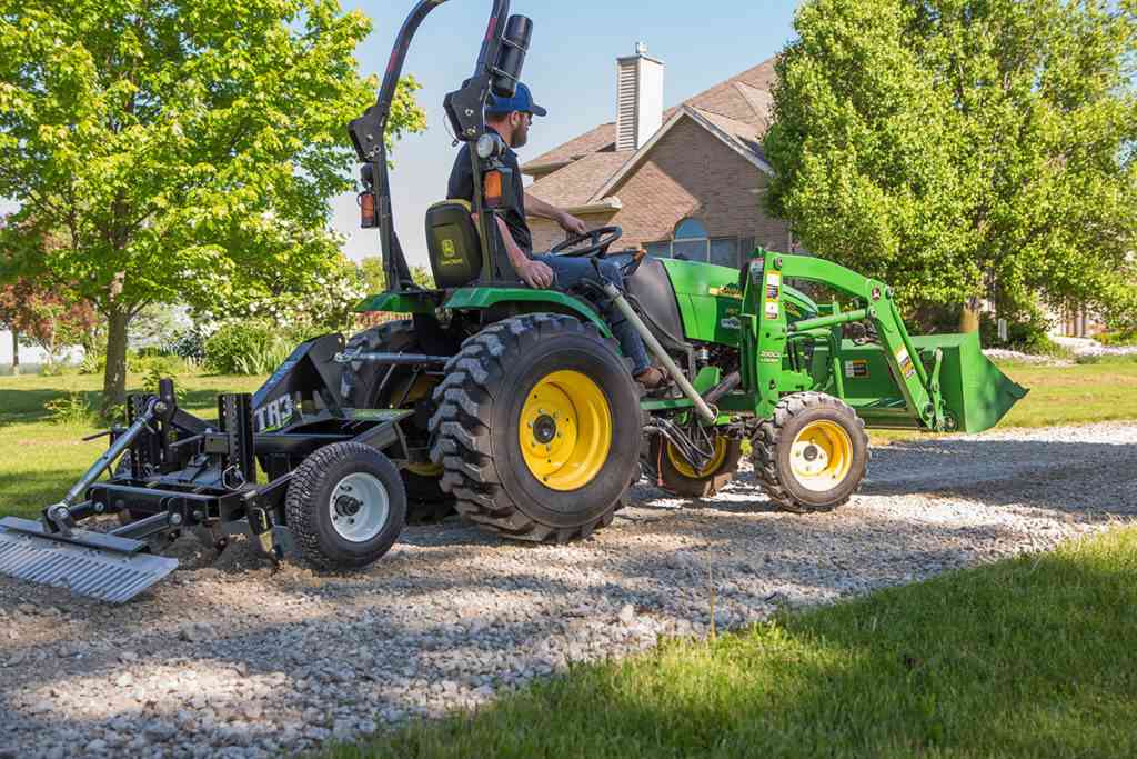Small Tractor Tow Behind Gravel Driveway Grader